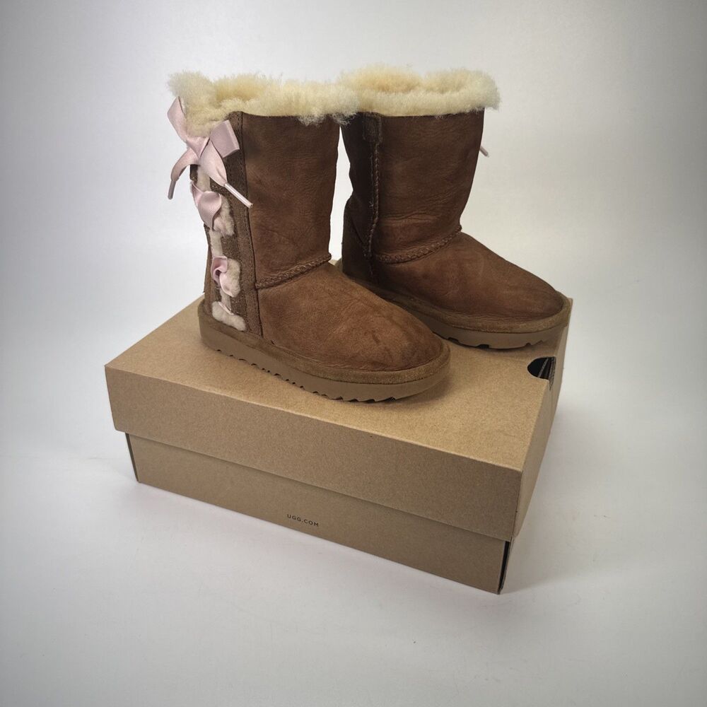 Ugg Boots Girls 9 Pala Toddler Chestnut Brown Lace-up Bow Pull On 1017737T w Box